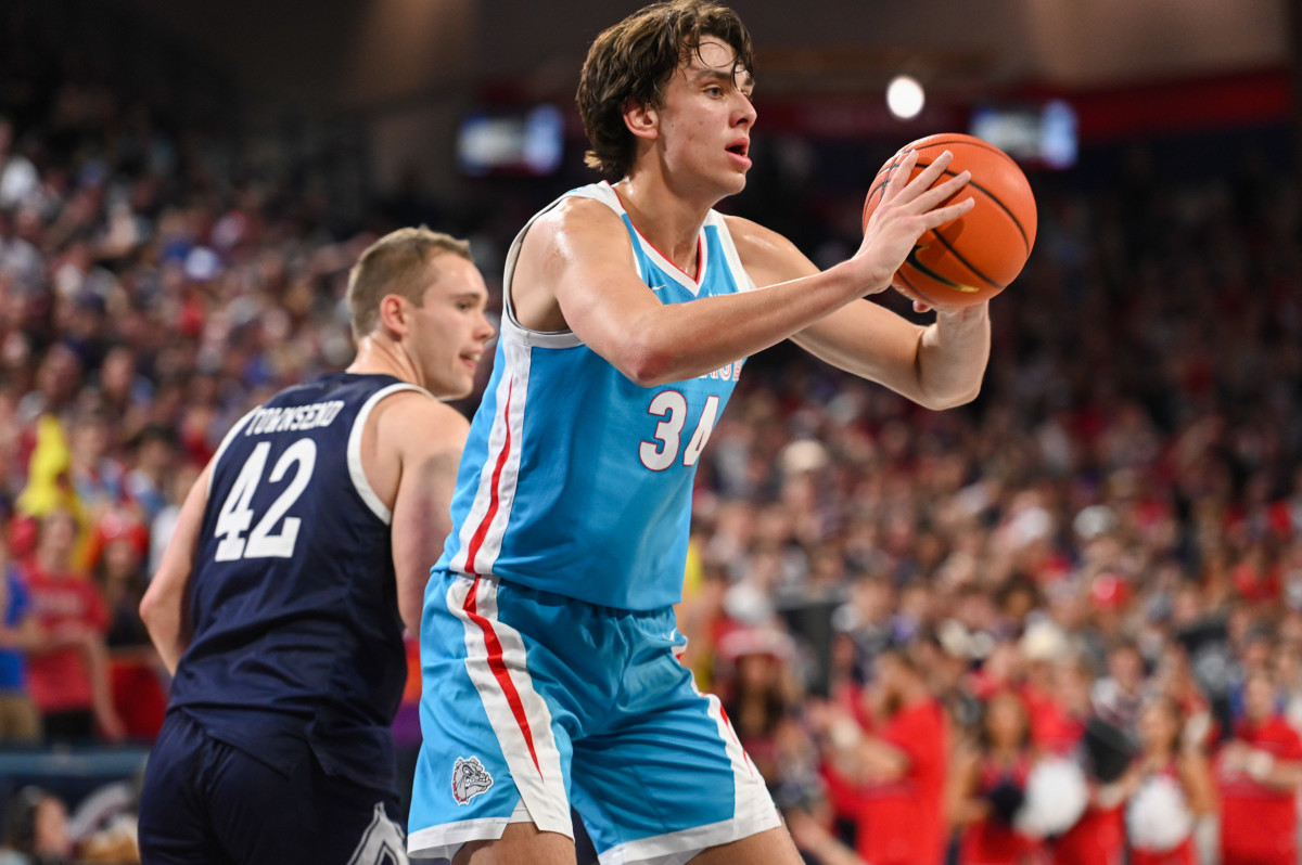 Gonzaga, Yale48
